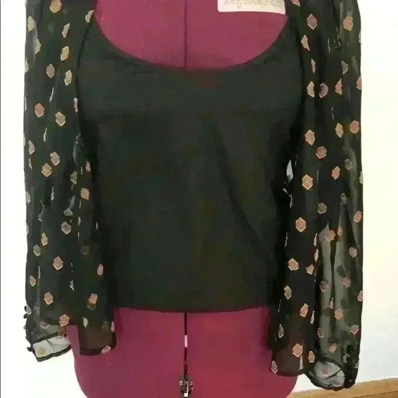 NWOT a sheer black and gold wrap blouse - Picture 4 of 6